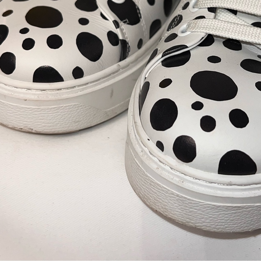 Louis Vuitton Time Out Sneaker Polka Dots - Picture 4 of 9